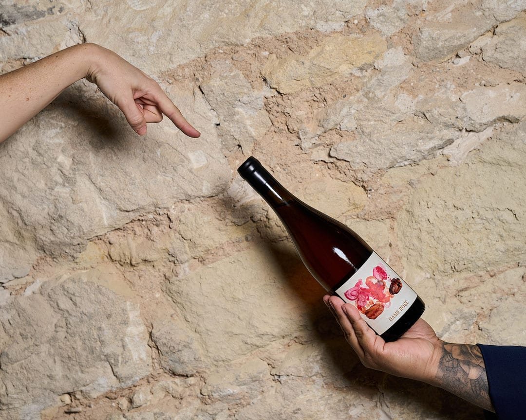VINO MANO